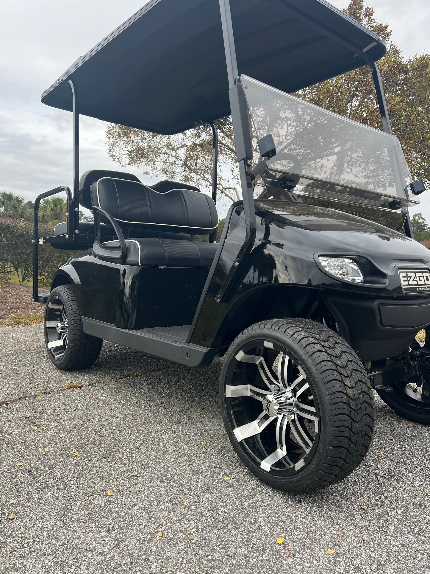 Black EZGO TXT 2018