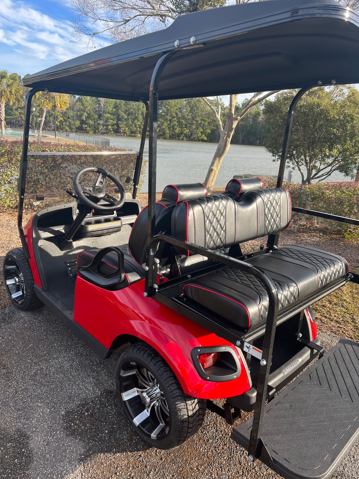 Red EZGO TXT 2018